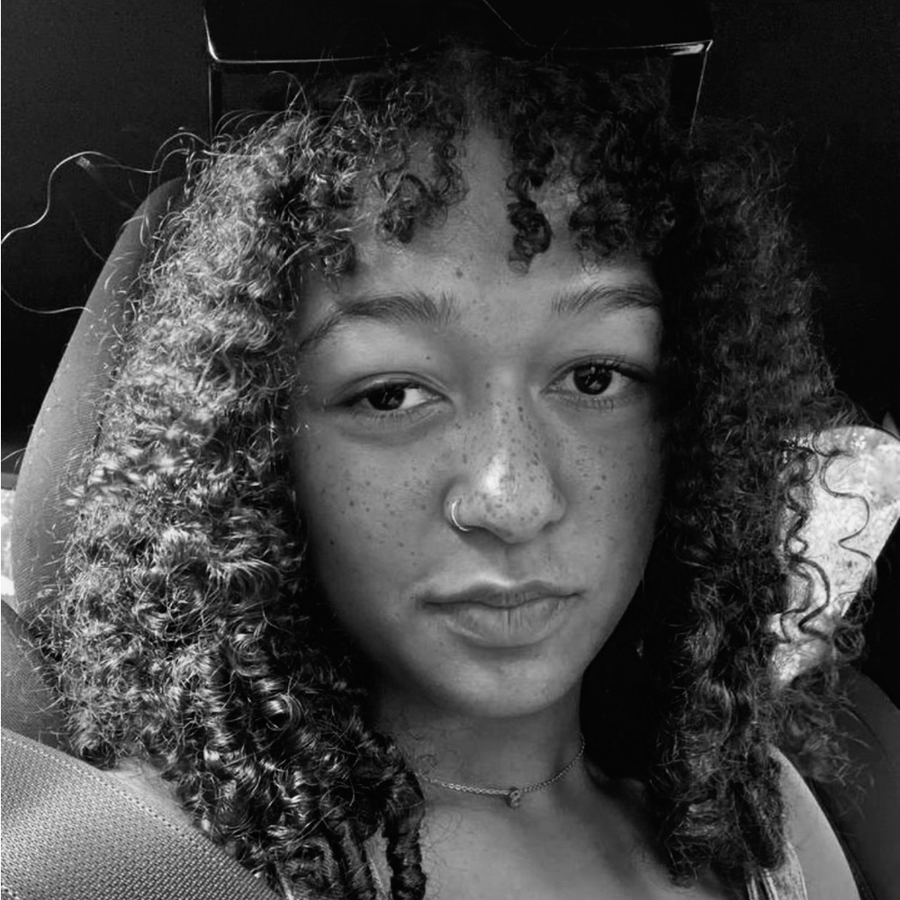 Meet your Posher, Samara